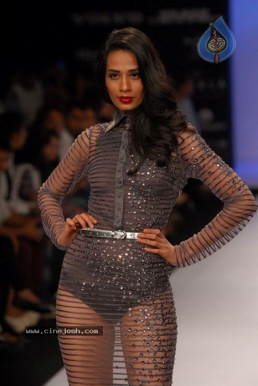 LFW Winter Festive Day 5 All Shows - 143 / 152 photos