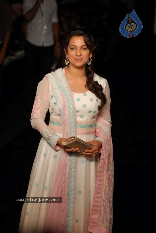 LFW Winter Festive Day 5 All Shows - 145 / 152 photos