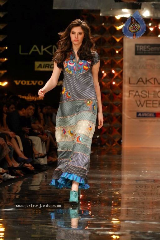 LFW Winter Festive Fashion Show - 10 / 152 photos