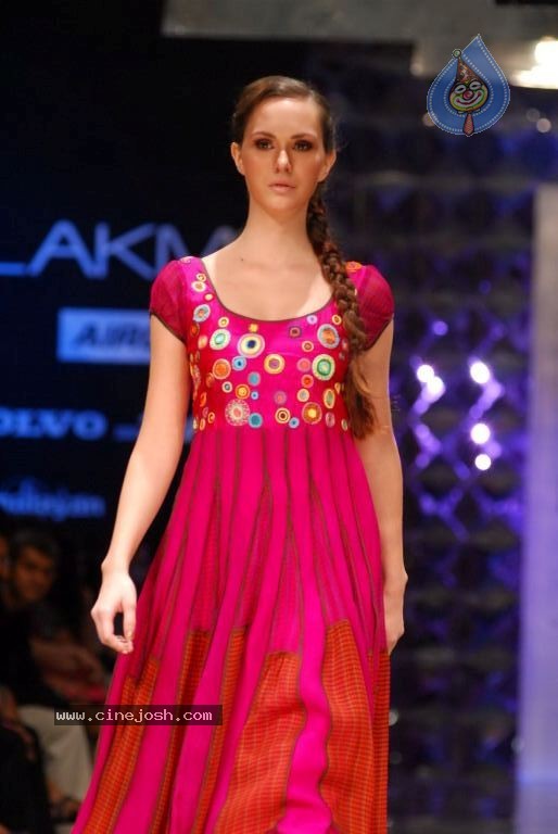 LFW Winter Festive Fashion Show - 37 / 152 photos