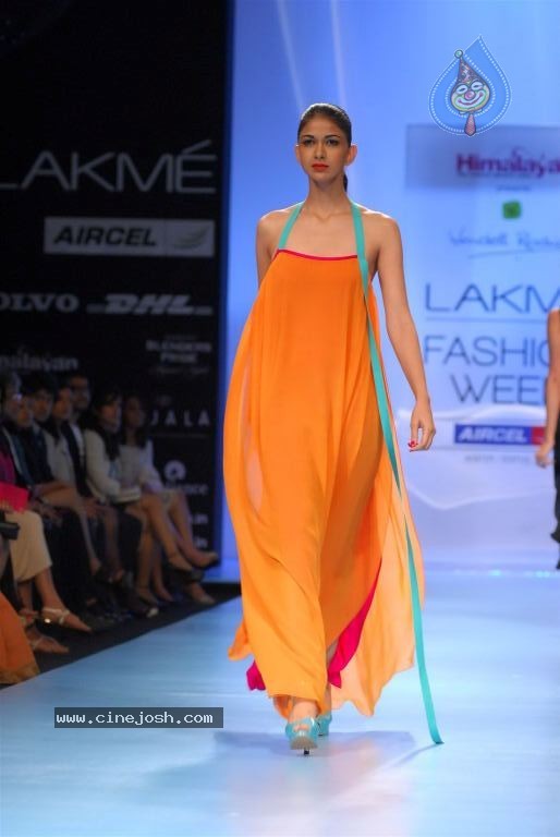 LFW Winter Festive Fashion Show - 78 / 152 photos