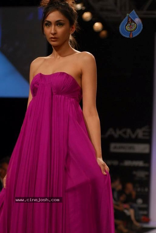 LFW Winter Festive Fashion Show - 123 / 152 photos