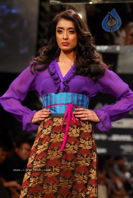 LFW Winter Festive Fashion Show - 139 / 152 photos