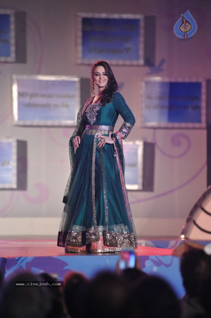 Lilavati Hospital Save n Empower The Girl Child Event - 46 / 47 photos