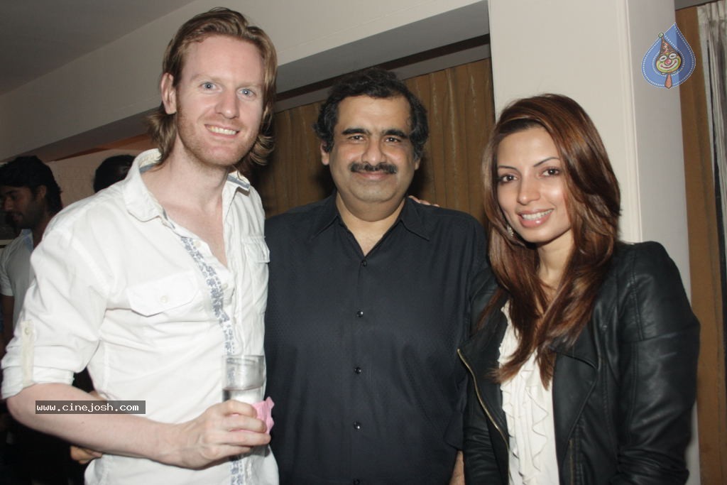 Liza Malik Birthday Celebrations - 24 / 27 photos