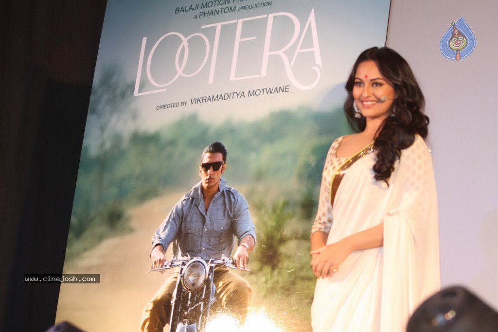 Lootera Film 1st Look Launch - 33 / 34 photos