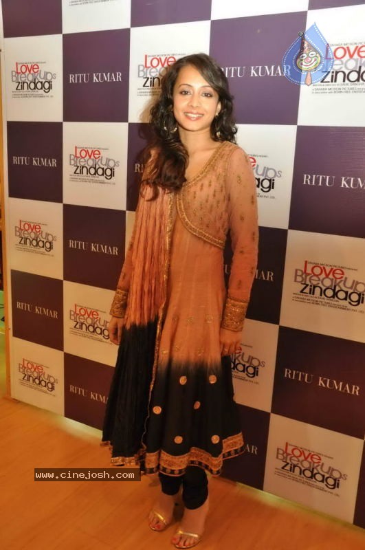 Love Breakups Zindagi Cast at Ritu Kumar Store - 7 / 26 photos