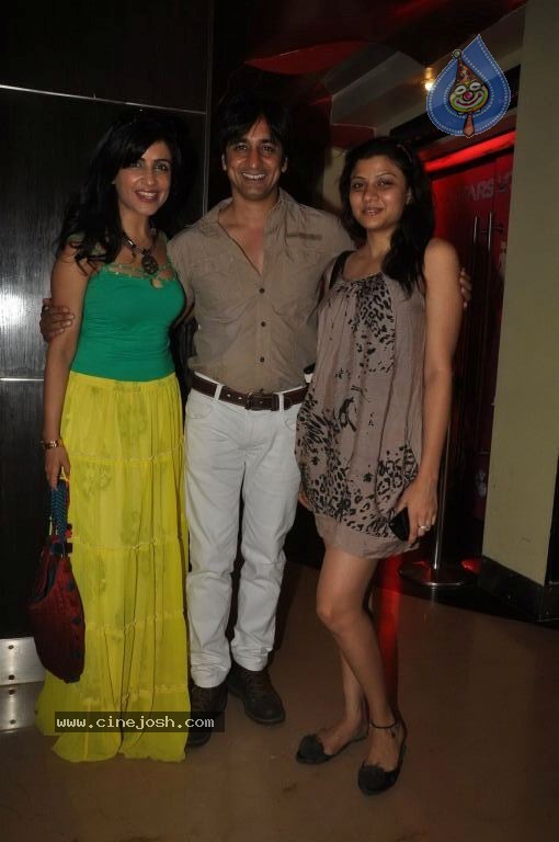 Love Wrinkle Free Movie Special Screening - 26 / 38 photos