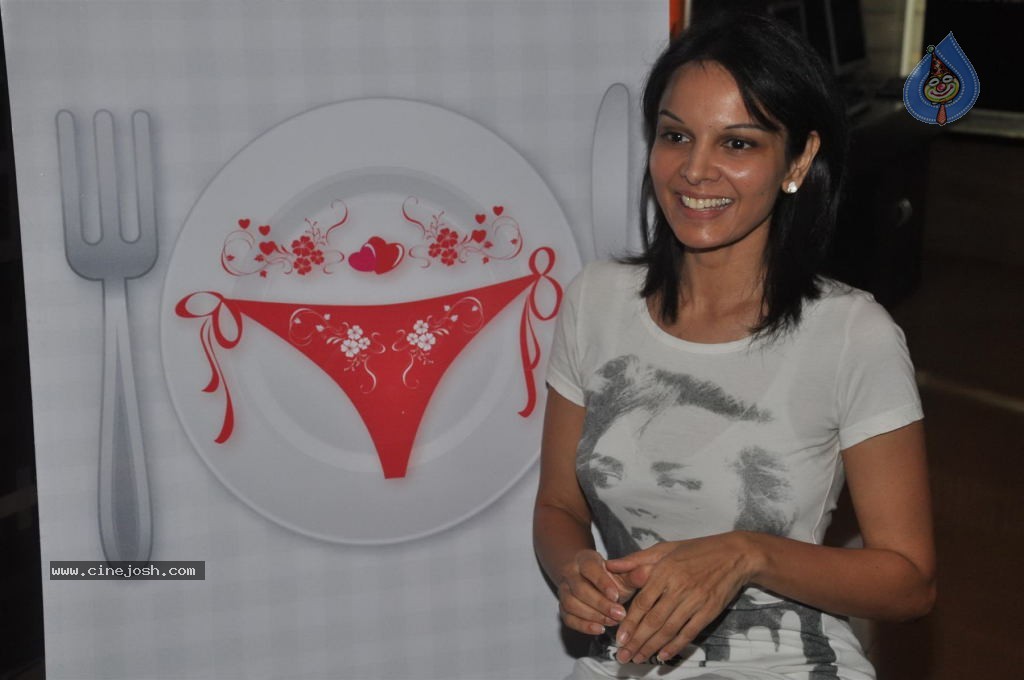 Love Wrinkle Free Movie Special Screening - 28 / 38 photos