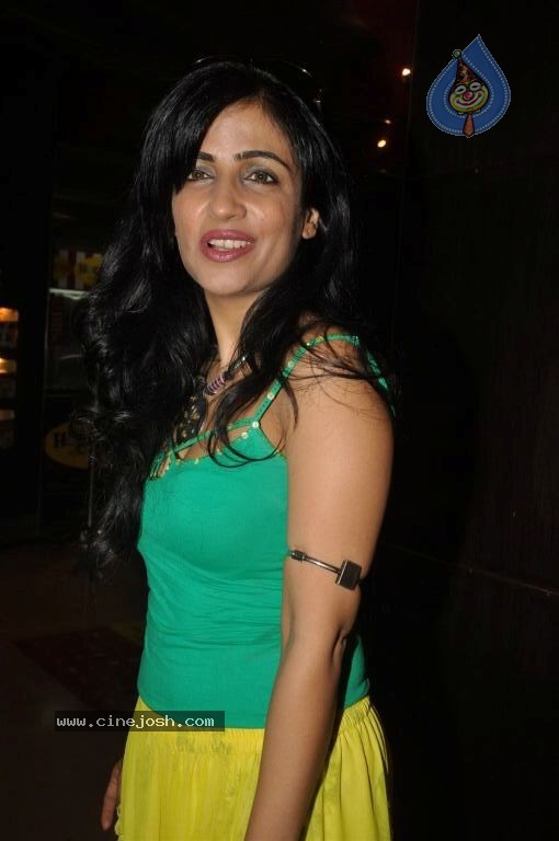 Love Wrinkle Free Movie Special Screening - 37 / 38 photos