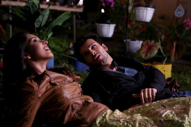 Loveshhuda Film Photos and Posters - 6 / 63 photos