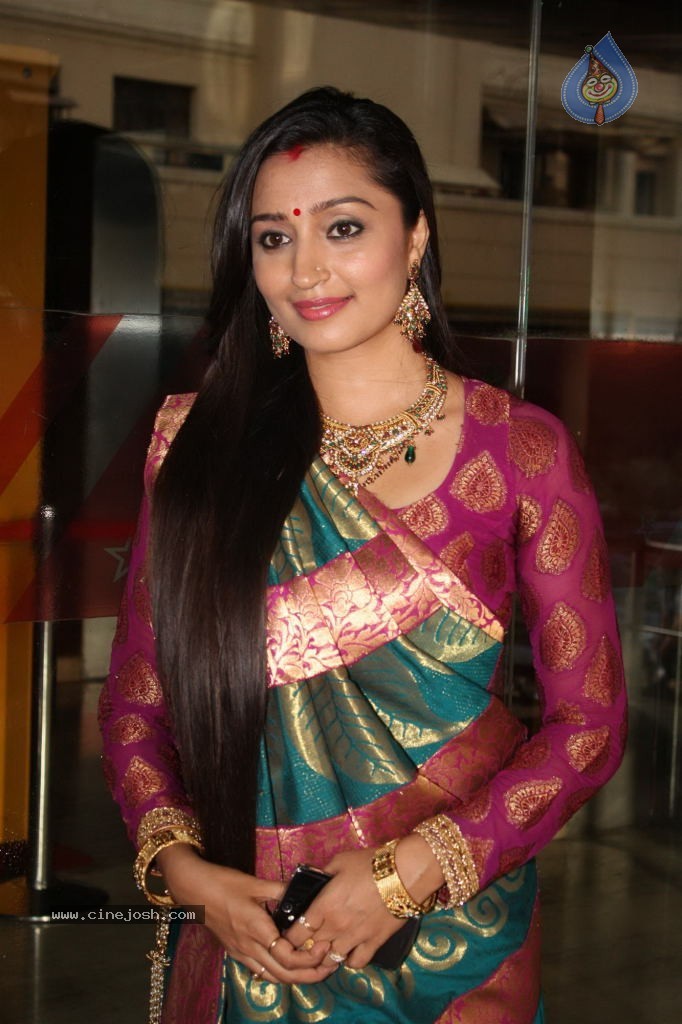 Madhubala-Ek Ishq Ek Junoon Premiere - 24 / 47 photos