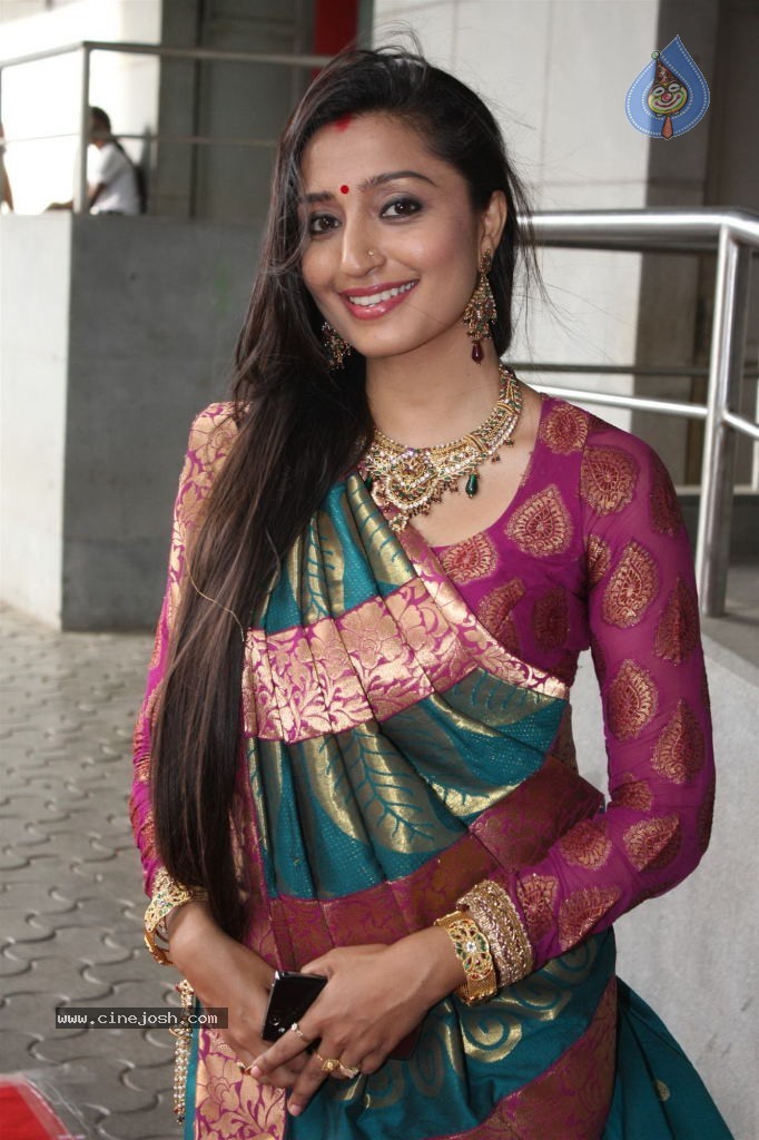 Madhubala-Ek Ishq Ek Junoon Premiere - 37 / 47 photos