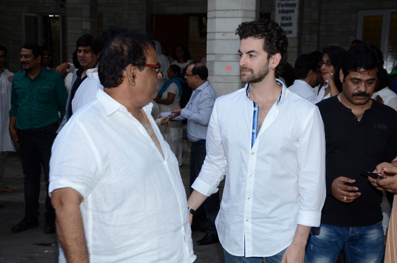 Madhur Bhandarkar Mother Condolence Meet - 1 / 85 photos