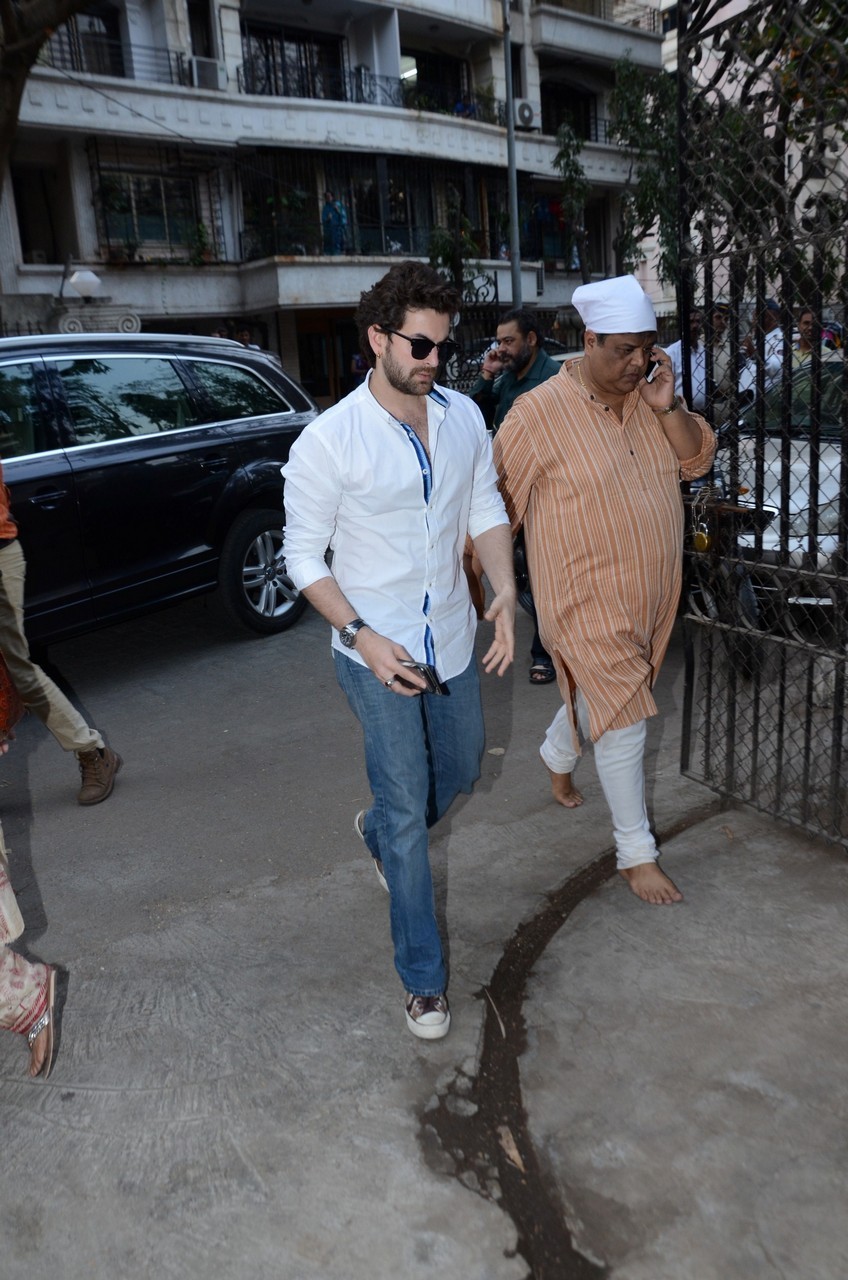 Madhur Bhandarkar Mother Condolence Meet - 71 / 85 photos