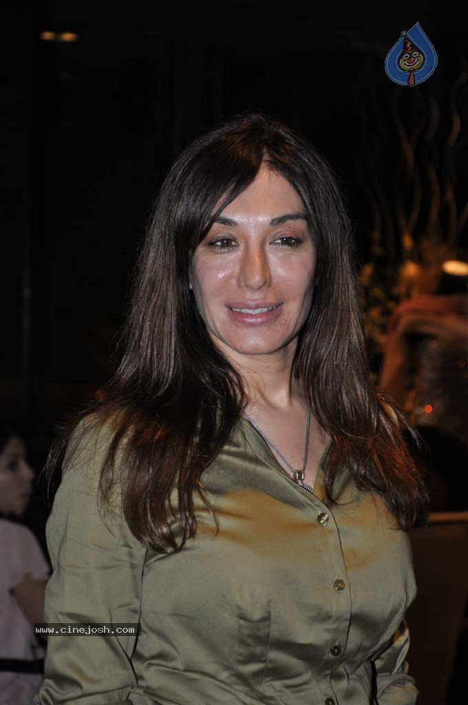 Maheka Mirpuri Spring Summer Collection 2012 - 18 / 37 photos