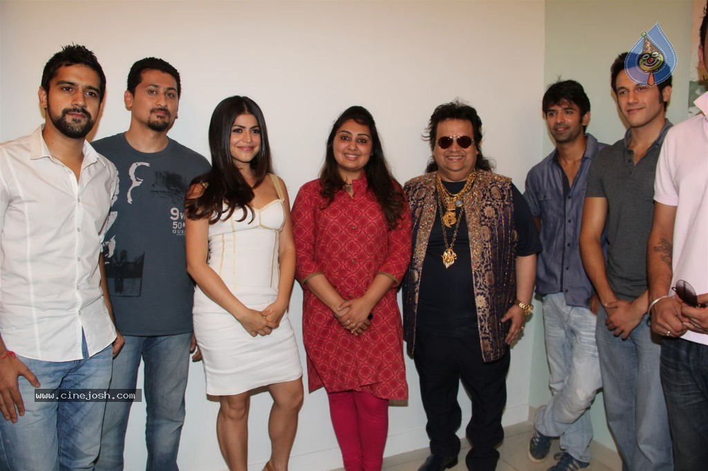 Main Aur Mr. Right Movie Launch - 11 / 39 photos