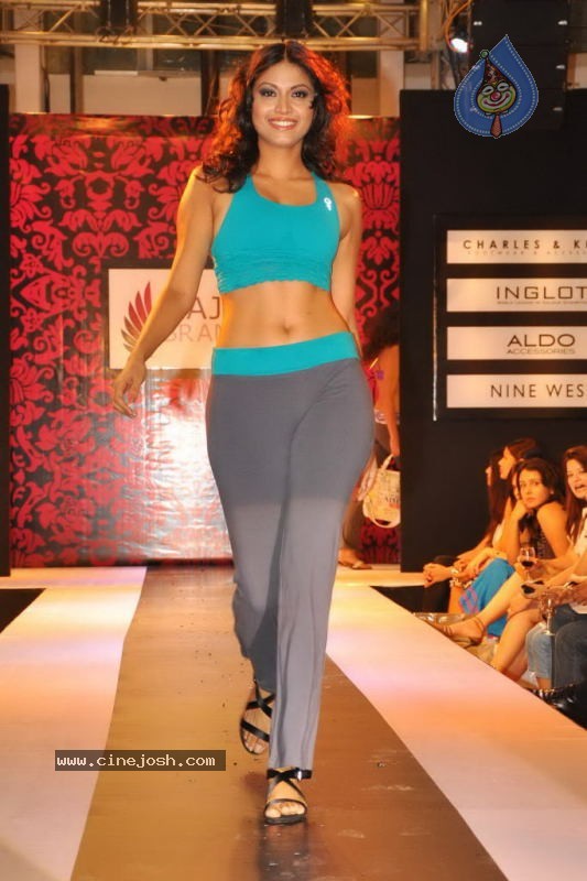 Major Brands Fashion Show - 23 / 56 photos