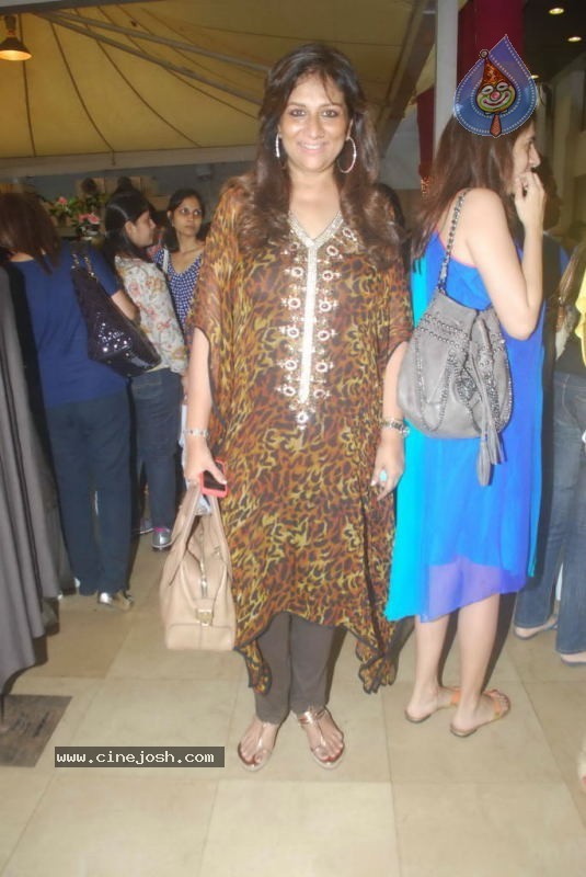 Mana Shetty Araaish Shopping Soiree Event - 44 / 65 photos