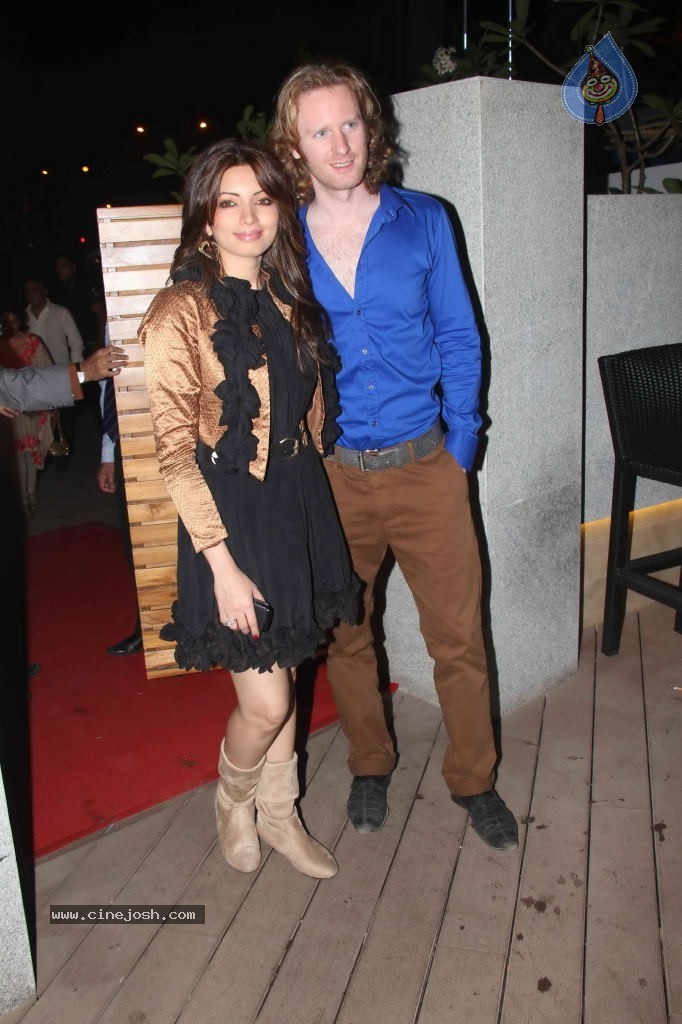 Celebs at Mangiamo Restaurant n Bar Launch - 4 / 106 photos