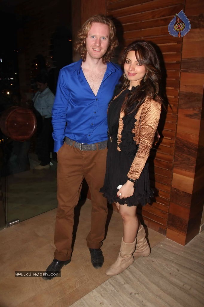 Celebs at Mangiamo Restaurant n Bar Launch - 83 / 106 photos