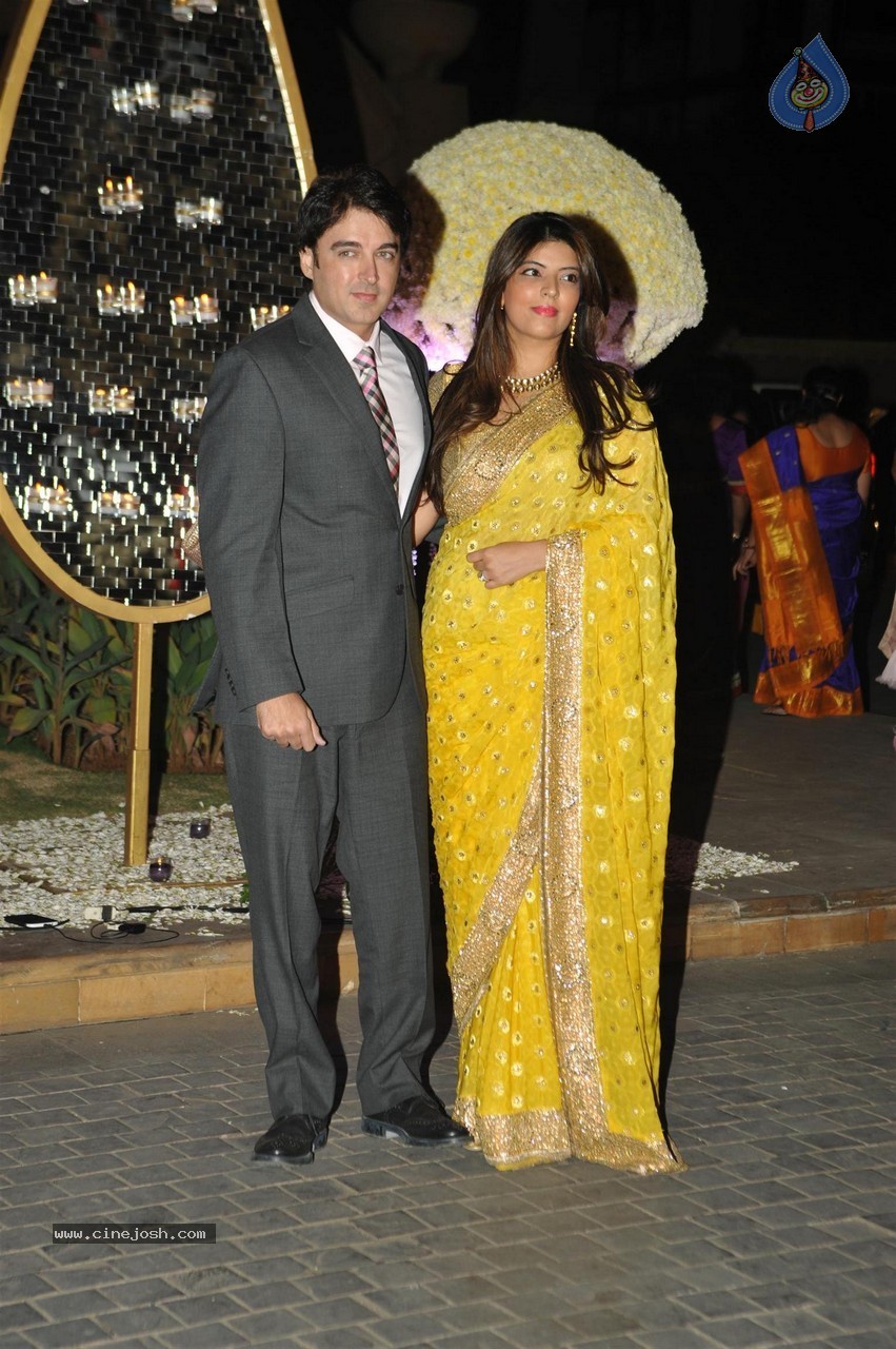 Manish Malhotra Niece Riddhi Malhotra Wedding Reception - 123 / 125 photos