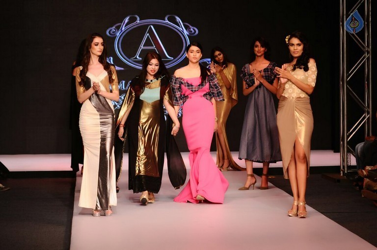 Mannara Chopra at Asian Designer Week - 2 / 16 photos