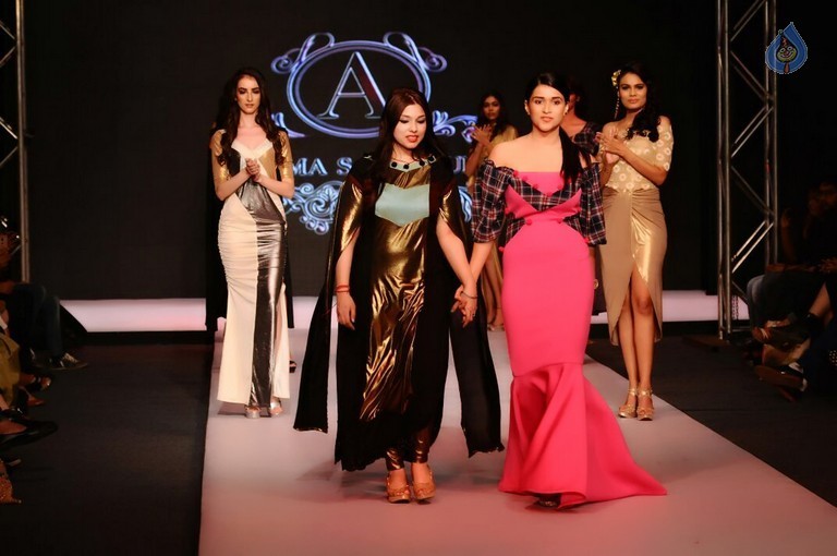 Mannara Chopra at Asian Designer Week - 13 / 16 photos