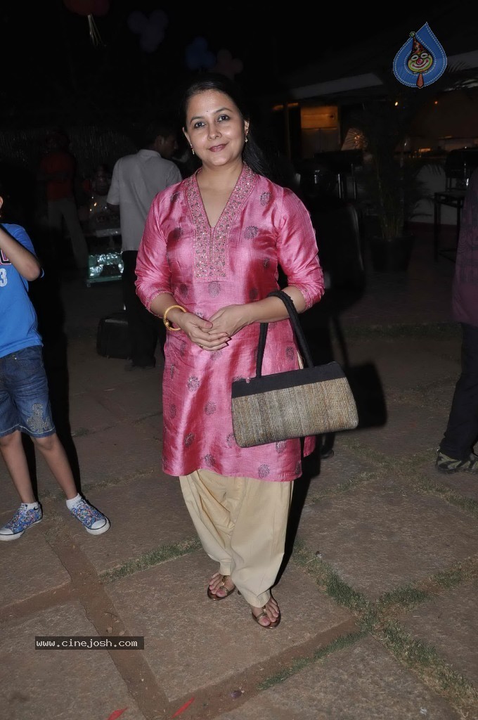 Manoj Bajpai Children Bday Bash - 17 / 57 photos