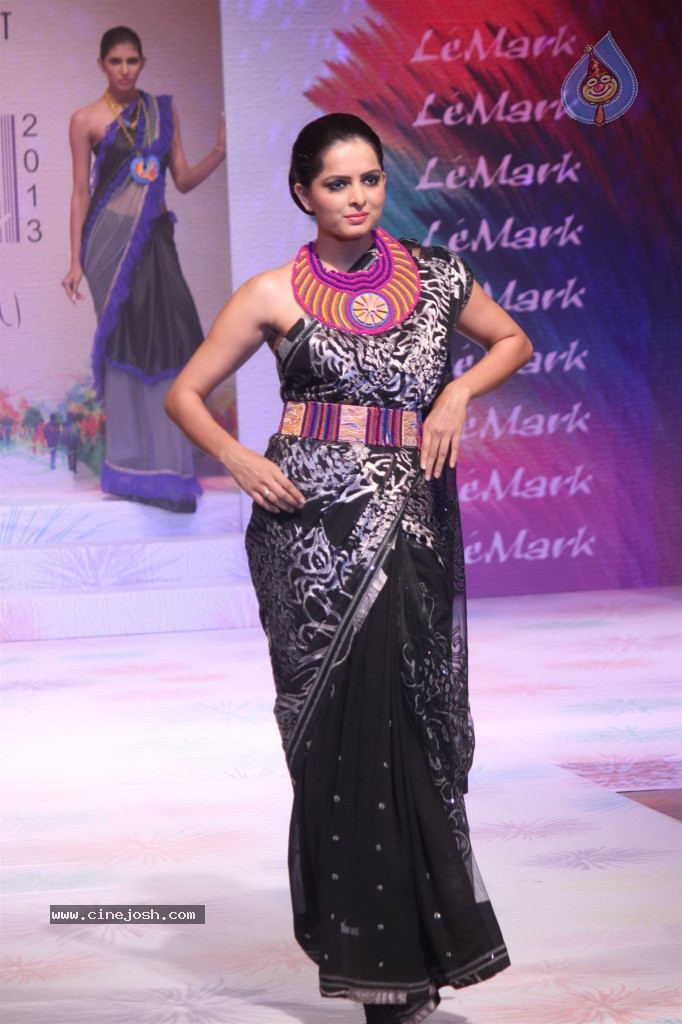 Marque 13 Fashion Show - 6 / 67 photos