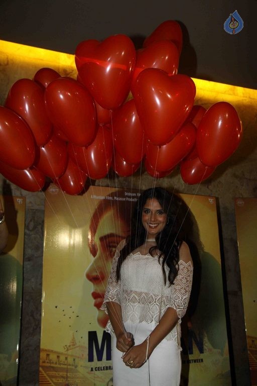 Masaan Film Special Screening Photos - 6 / 40 photos