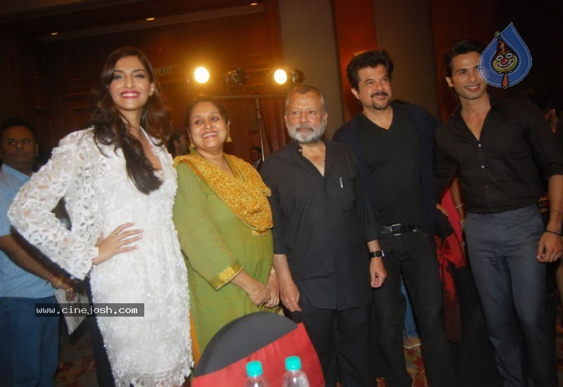 Mausam Movie Music Success Party - 41 / 44 photos