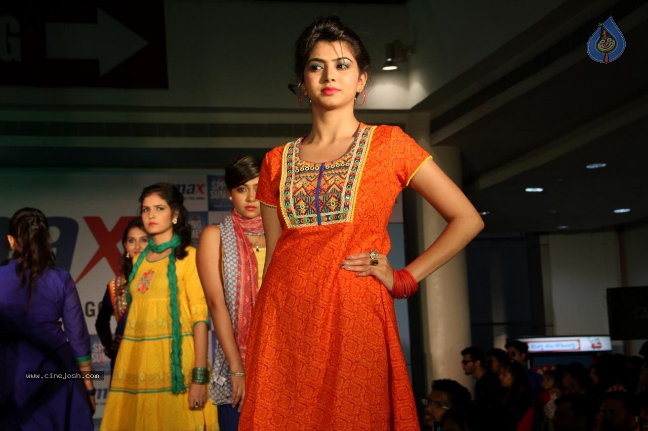 Max Summer Collection 2015 Launch Fashion Show - 20 / 112 photos