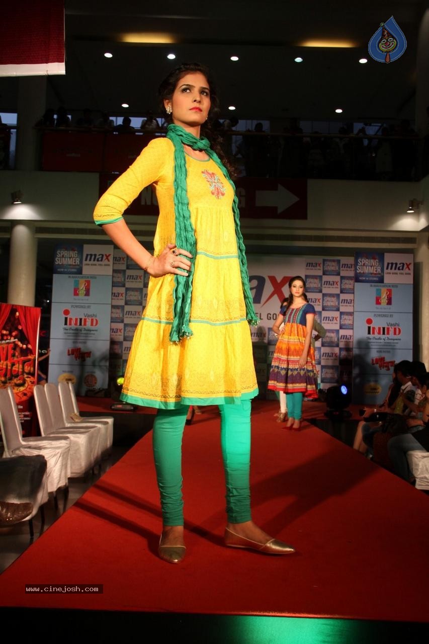 Max Summer Collection 2015 Launch Fashion Show - 78 / 112 photos