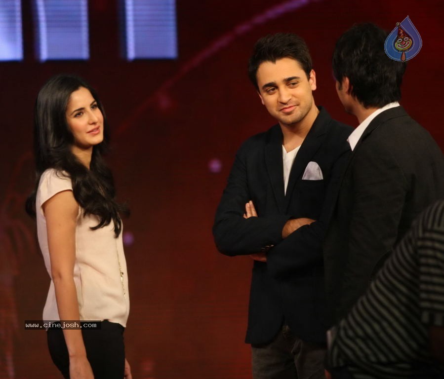 Mere Brother ki Dulhan Cast at INDIAs Got Talent Sets - 5 / 25 photos