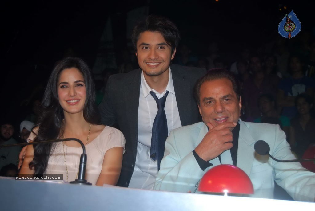 Mere Brother ki Dulhan Cast at INDIAs Got Talent Sets - 6 / 25 photos