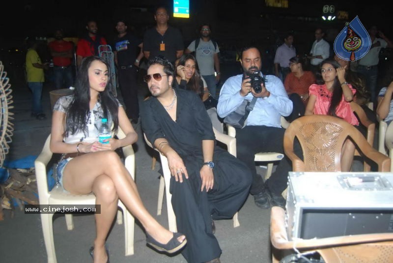 Mikas Spicy Song Shooting Spot - 34 / 36 photos