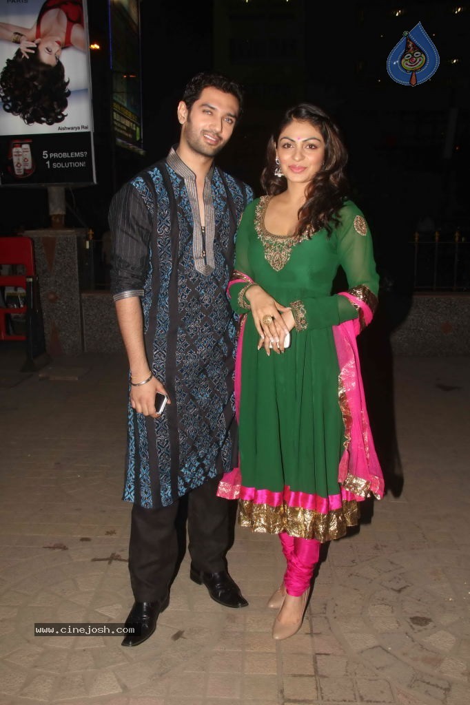 Miley Naa Miley Hum Movie Cast Celebrates Diwali Event - 52 / 55 photos