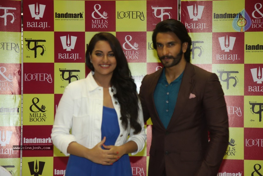 Mills n Boon Lootera Novels Pack Launch - 9 / 58 photos