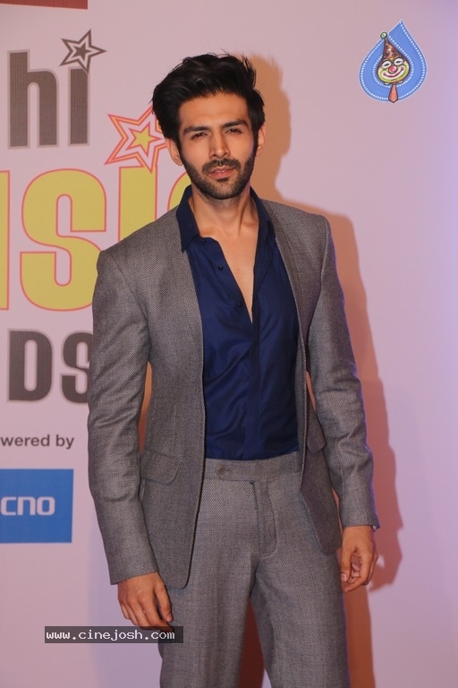 Mirchi Music Awards 2018 - 21 / 58 photos