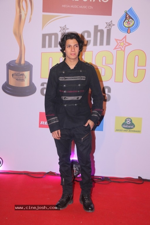 Mirchi Music Awards 2018 - 33 / 58 photos