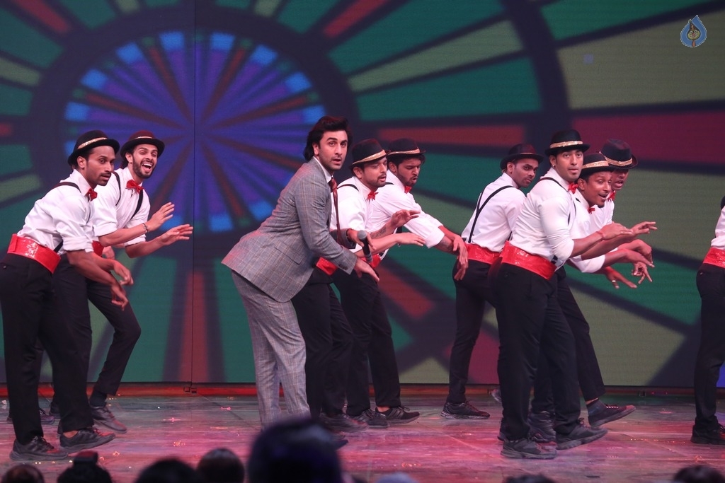 Miss India Grand Finale Red Carpet Photos - 69 / 84 photos