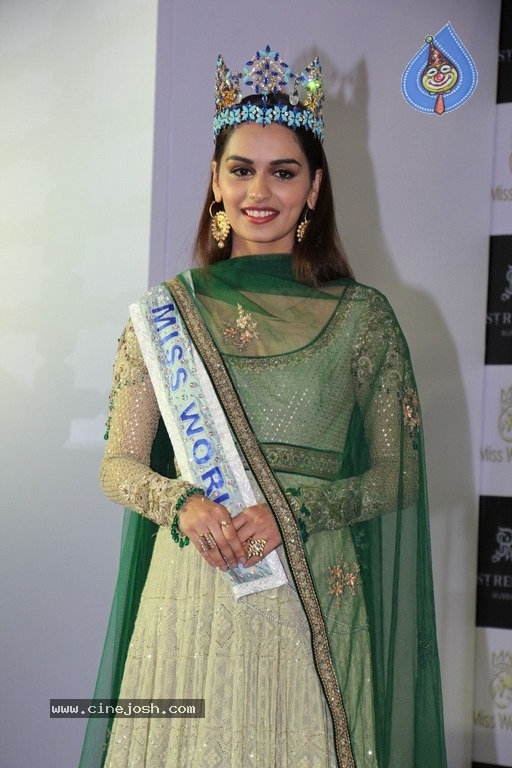 Miss World Manushi Chillar Photos - 6 / 12 photos