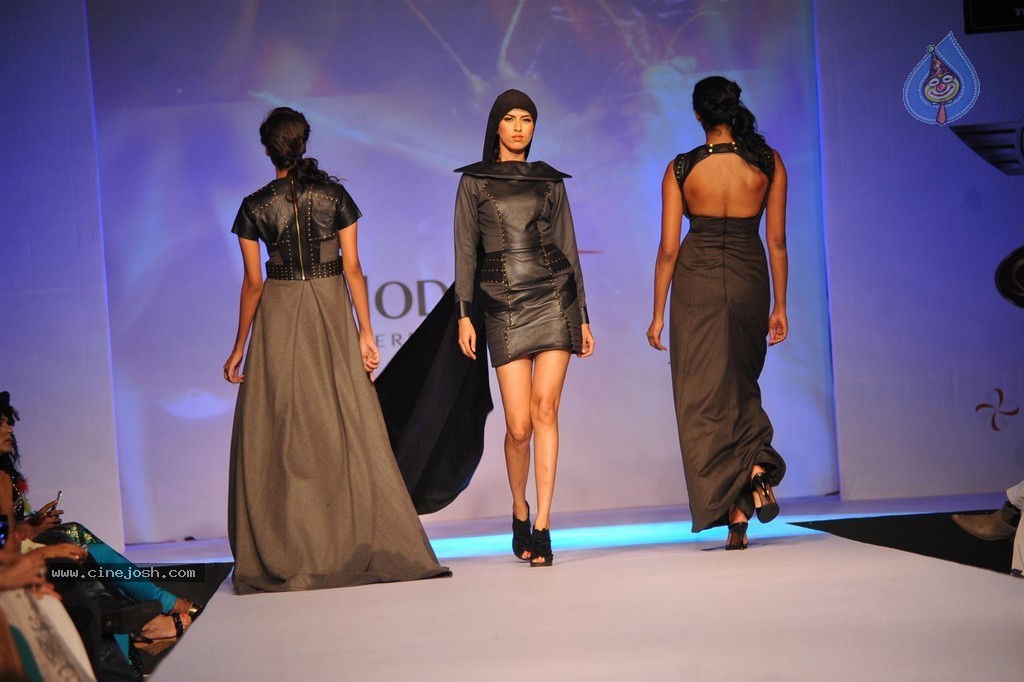 ModArt International Annual Graduating Fashion Show - 1 / 137 photos