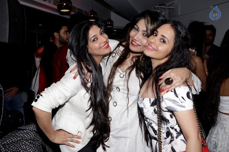 Model Rehan Shah Birthday Party - 36 / 54 photos