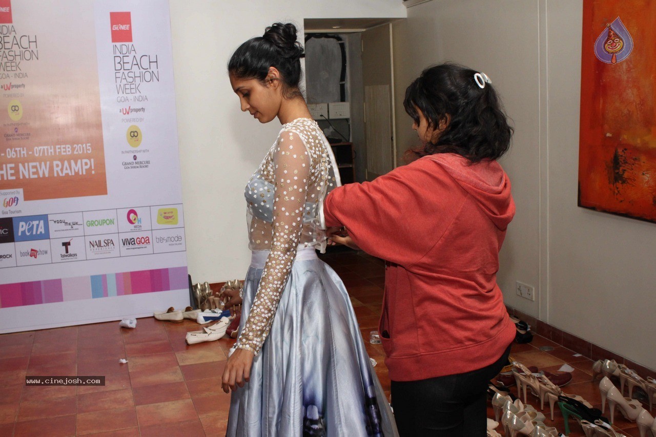 Models at IBFW Fitting n Interaction Session - 29 / 45 photos