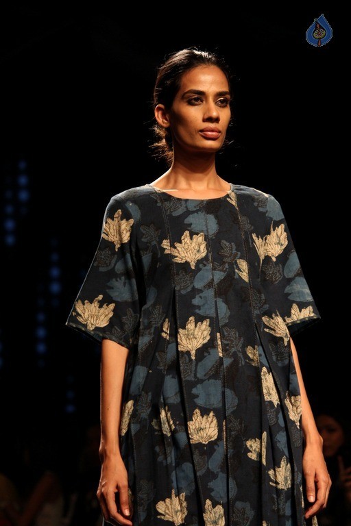 Models at Lakme Fashion Week Summer 2017 Show - 25 / 51 photos