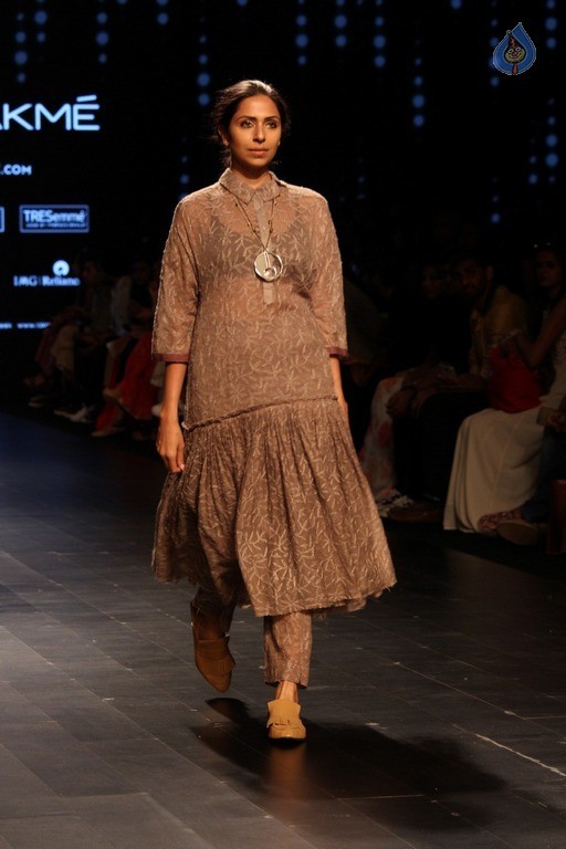 Models at Lakme Fashion Week Summer 2017 Show - 35 / 51 photos