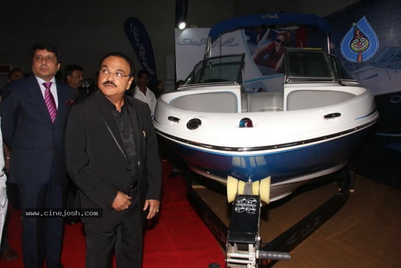 Models at Mumbai International Boat Show - 14 / 72 photos