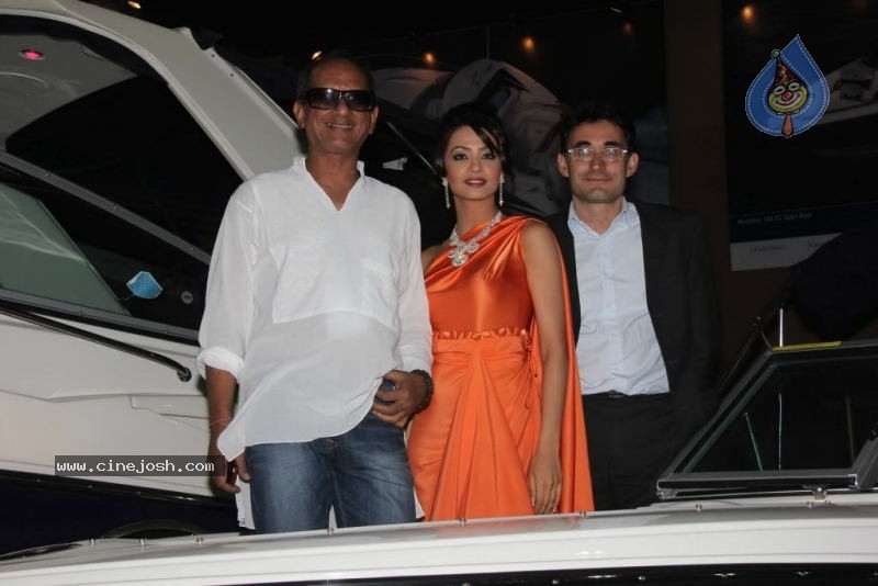 Models at Mumbai International Boat Show - 47 / 72 photos